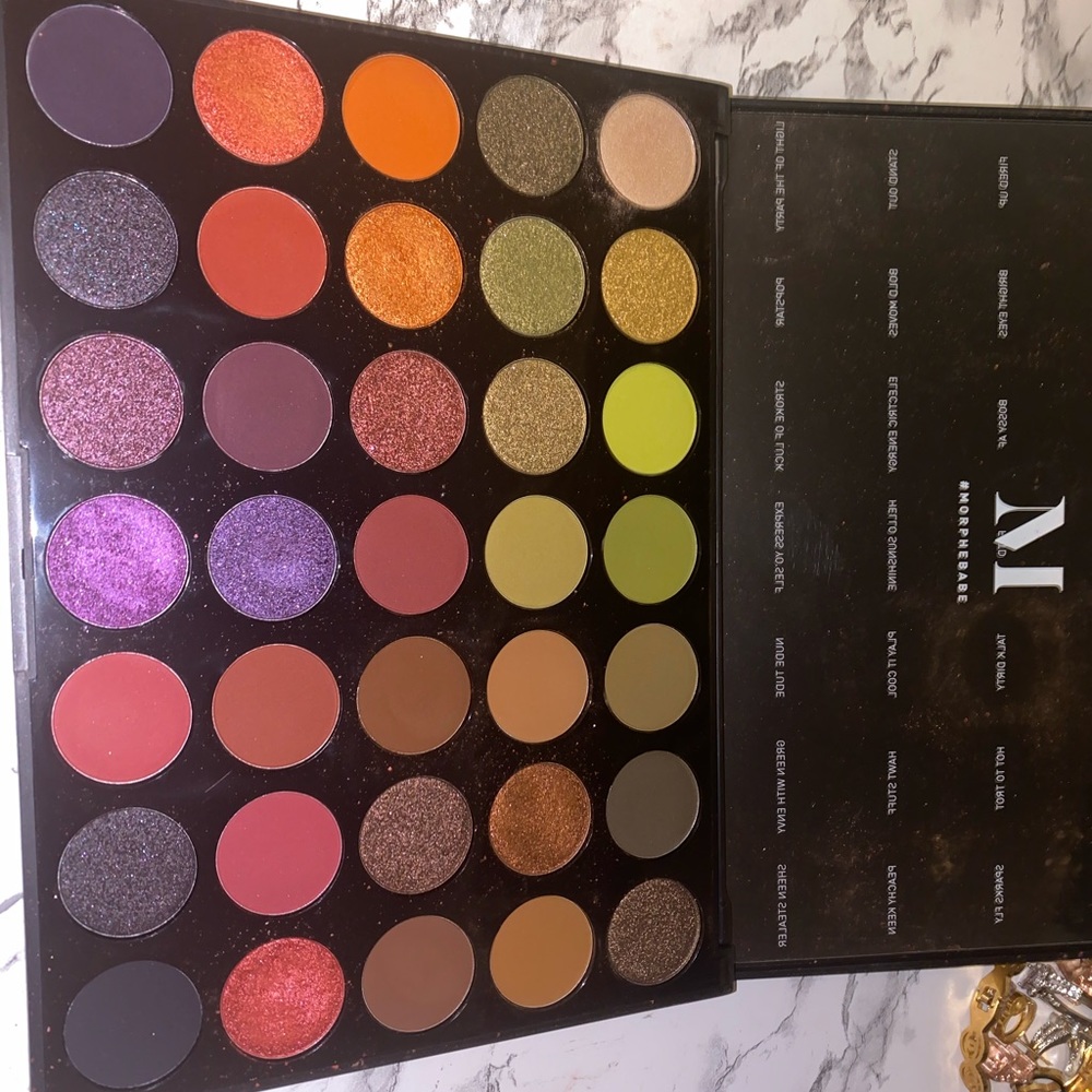 Morphe palette